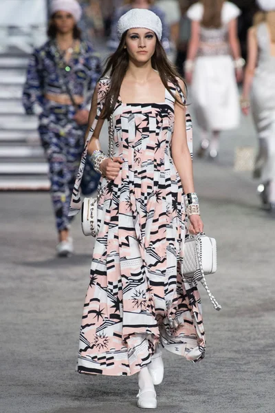 Look 79